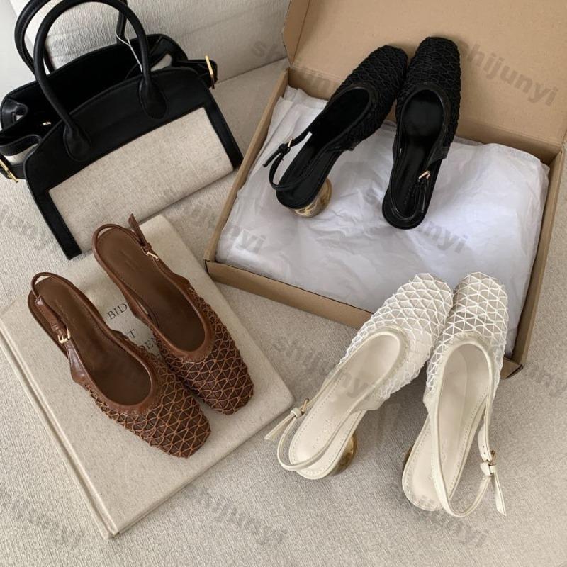 Fashion Summer Women Sandals New Square Head Weave Medium Chunky Heel Sandals Elegant Luxury Hollow Breathable Fashion Casual Shoes