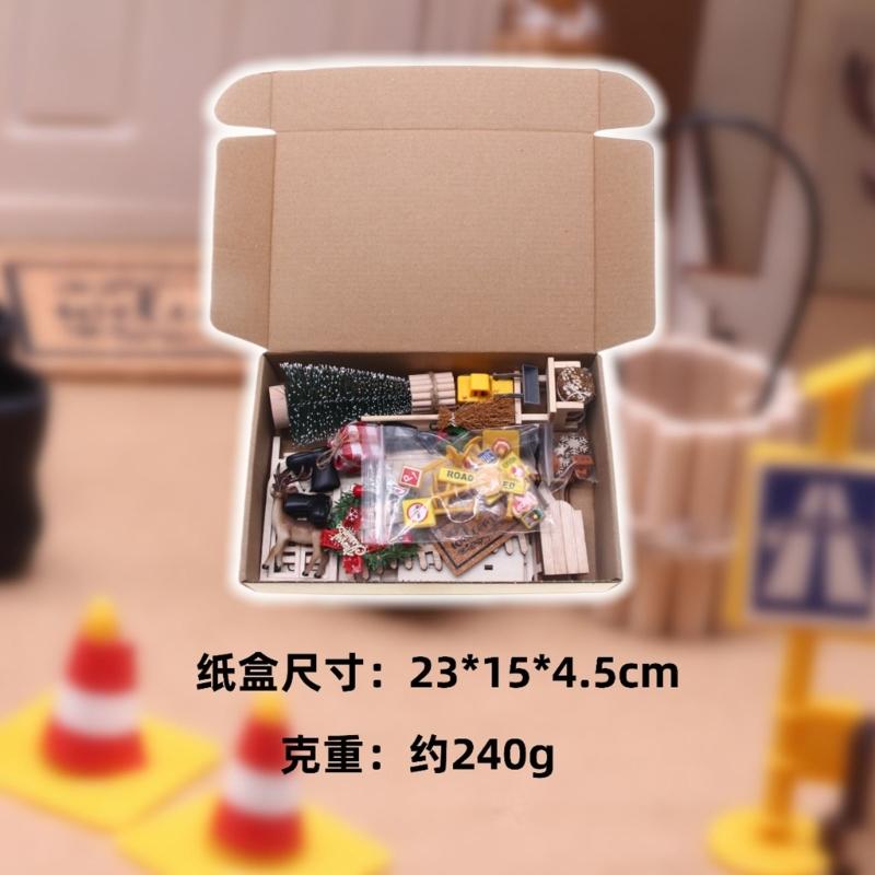 Natural Wood Texture Tiny Home Holiday Items 42Pcs DIY Seasonal Display Safe For Children