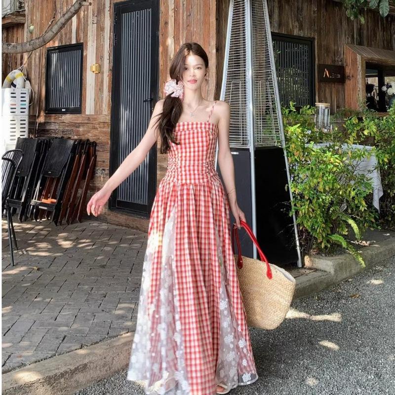 Feiertags kariertes Spitzen-Patchwork-Bandeau-Sommerkleid Temperament Taille Neu Dünn Retro-Kleid
