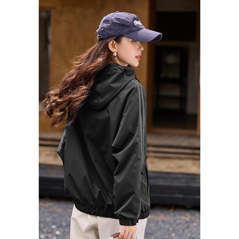 Demana Women's Lightweight Breathable Outdoor Sports Jacket