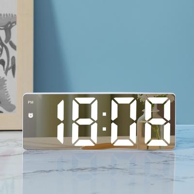 שעון מעורר מראה אלקטרוני LED שעון דיגיטלי בקרת קול שעון טמפרטורה קישוט שולחני