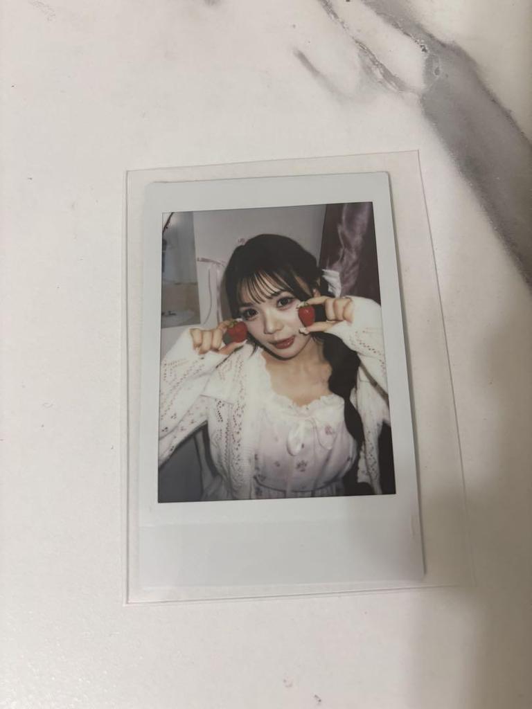[USED] Cute Risa Furusawa Free Cheki me roir