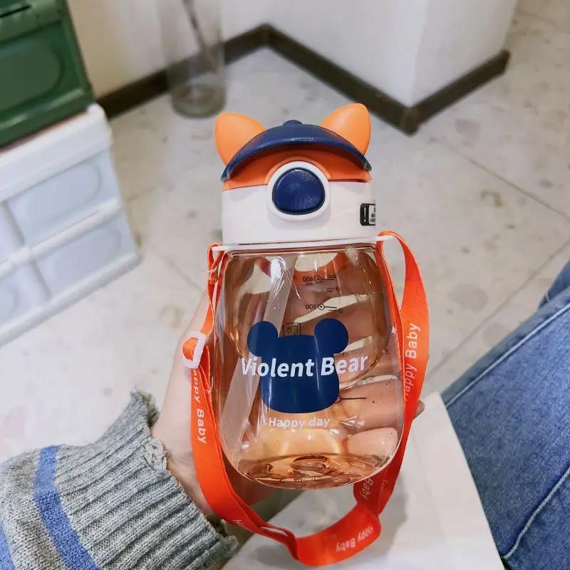 550 ML Kids Sippy Cup vannflasker Kreativ tegneseriemating med sugerør og lokk Sølsikre bærbare småbarn drikkekopper