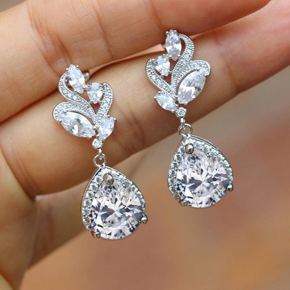 

Cao Shi Exquisite AAA Teardrop Zircon Earrings: European & American Fashion Pear-Shaped Women s Earrings.