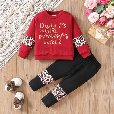 Kinder-Babymode Minimalistisches Outfit