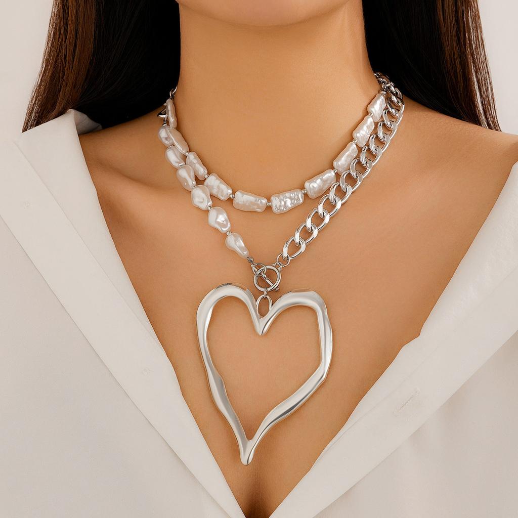 Wind Sweet And Cool Exaggerated Big Love Necklace Necklace Metal Chain Double Baroque Imitation Pearl Necklace