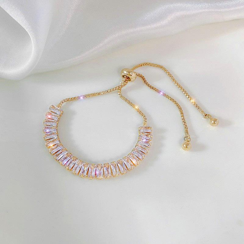 Nuovo Bracciale da Donna Regolabile Placcato Oro Lucido Completamente Intarsiato di Strass Forma a Goccia Moda Bracciale in Zircone Gioiello Regalo