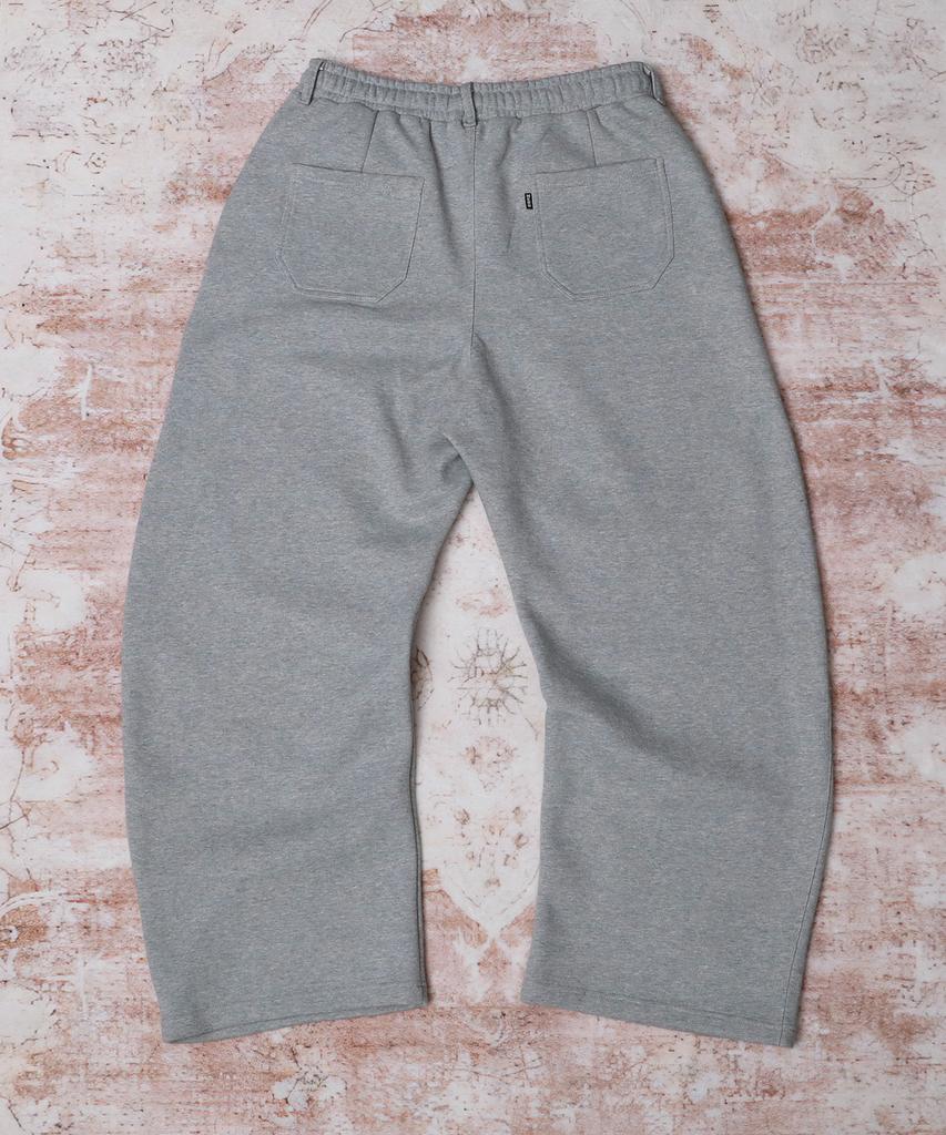 AREUBAN Triple Leaf Curved Sweatpants_Pure Gray