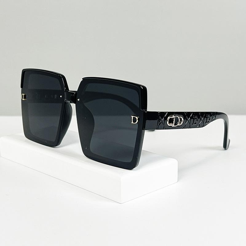 

Солнцезащитные очки Женские Буква D Тренд Персонализированные Уличные Солнцезащитные Очки Защита от УФ