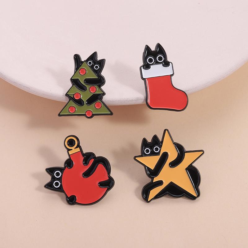 Black Cat Christmas Tree Enamel Pin Xmas Stocking Star Cute Animal Holiday Kitten Brooches Lapel Badge Jewelry Gifts for Friends