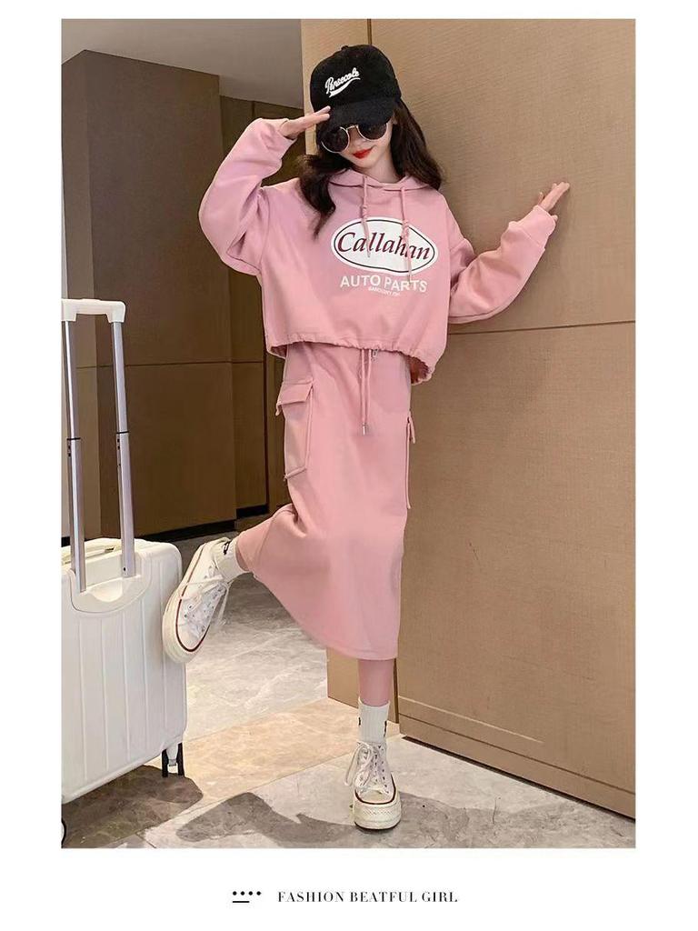 2024 Mädchen Koreanischer Stil Kapuzen-Buchstaben-Top & Rock Zweiteiler Frühling/Herbst Modekleid
