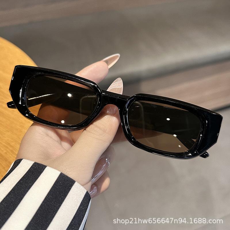Trendy Irregular Small Frame Sunglasses - Slimming Wide-Leg Design for Men and Women