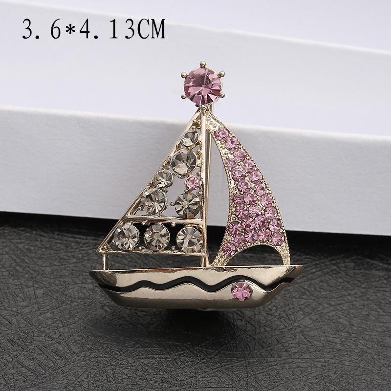 

Креативна емальована брошка у середньовічному стилі. Красива вечірка на пароплаві. Брошка для відпочинку. Подарунок