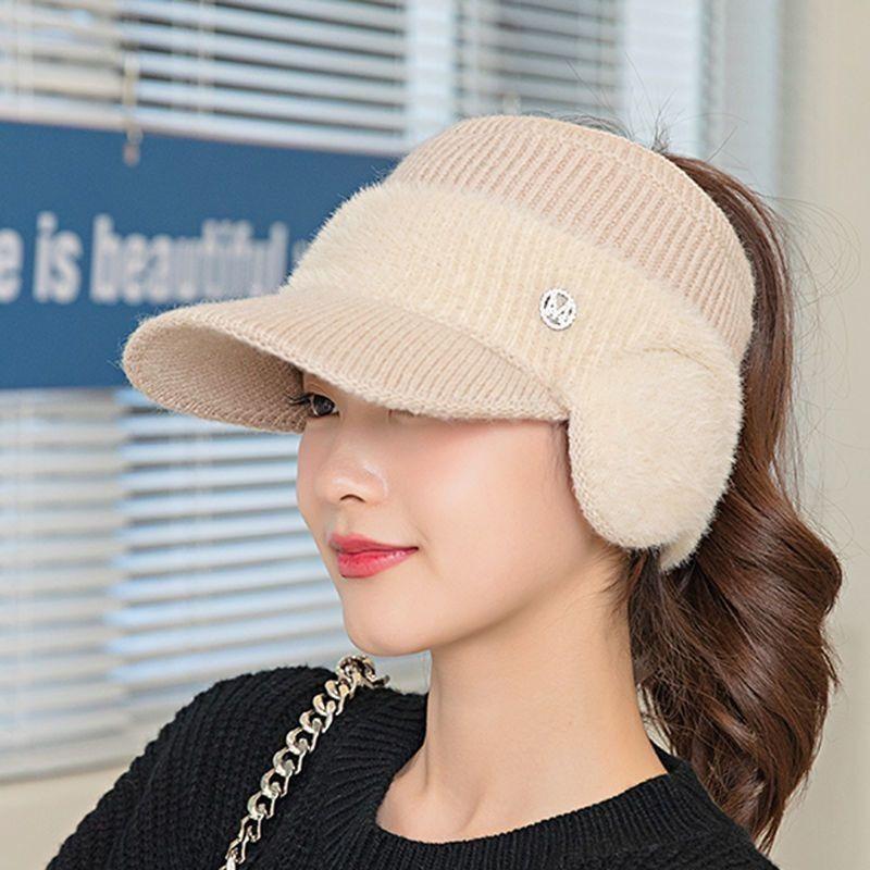 Lamb wool thermal cap women's winter thickened baseball cap cold cycling plush ear protection wool cap