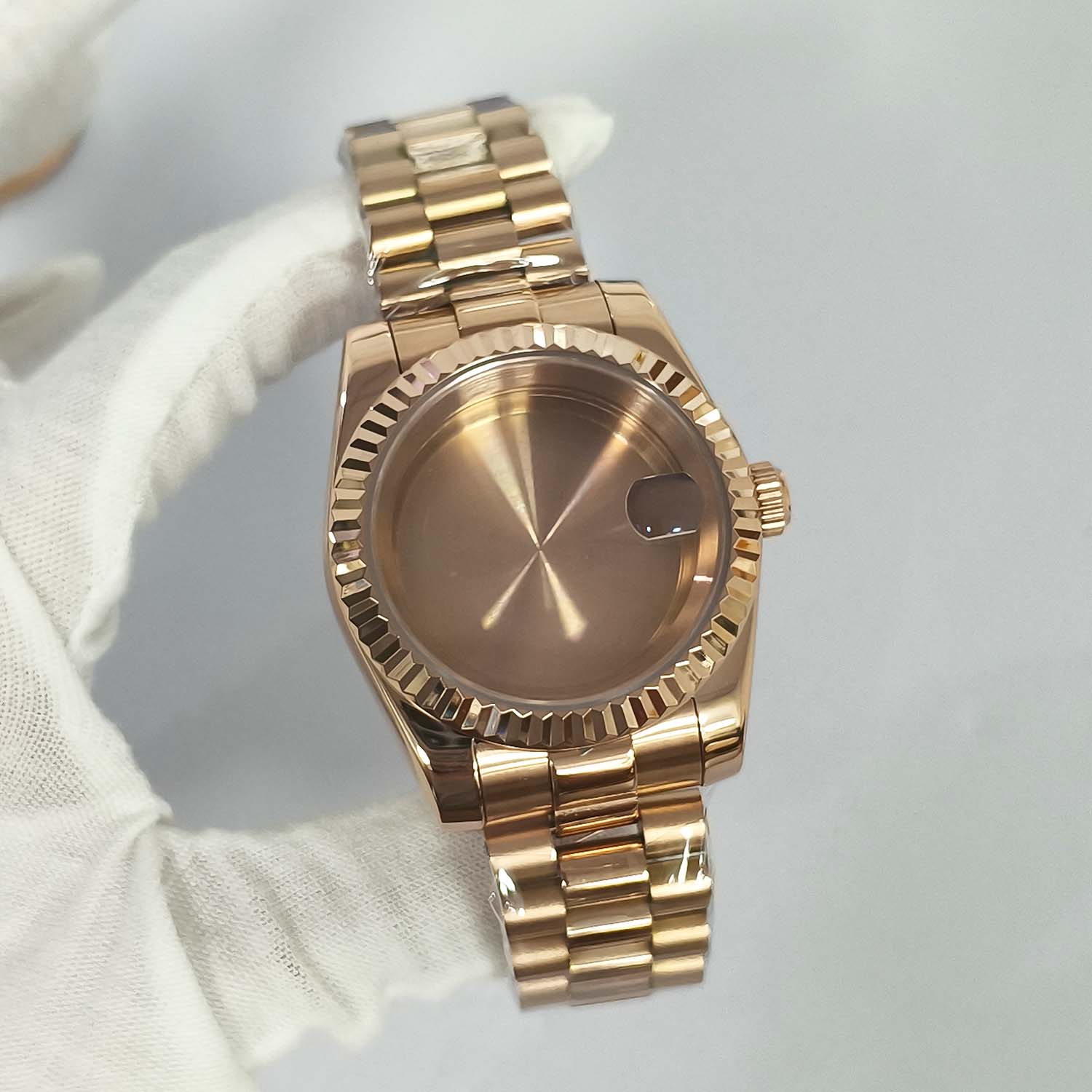 

Корпус для часов Rose Gold 36/39 мм, сапфировое стекло, нержавеющая сталь, водонепроницаемый корпус для механизма NH35 NH36 7s 36mm