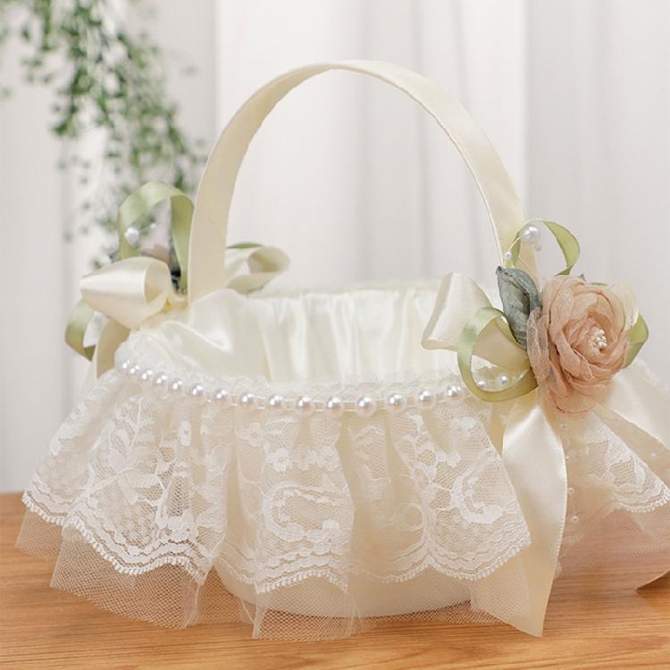 Delicate Wedding Flower Girl Basket with Lace Flowers Roses Ig Popular for Party
