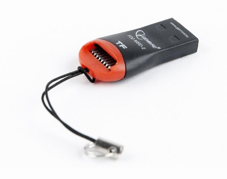Čtečka MicroSD karet USB