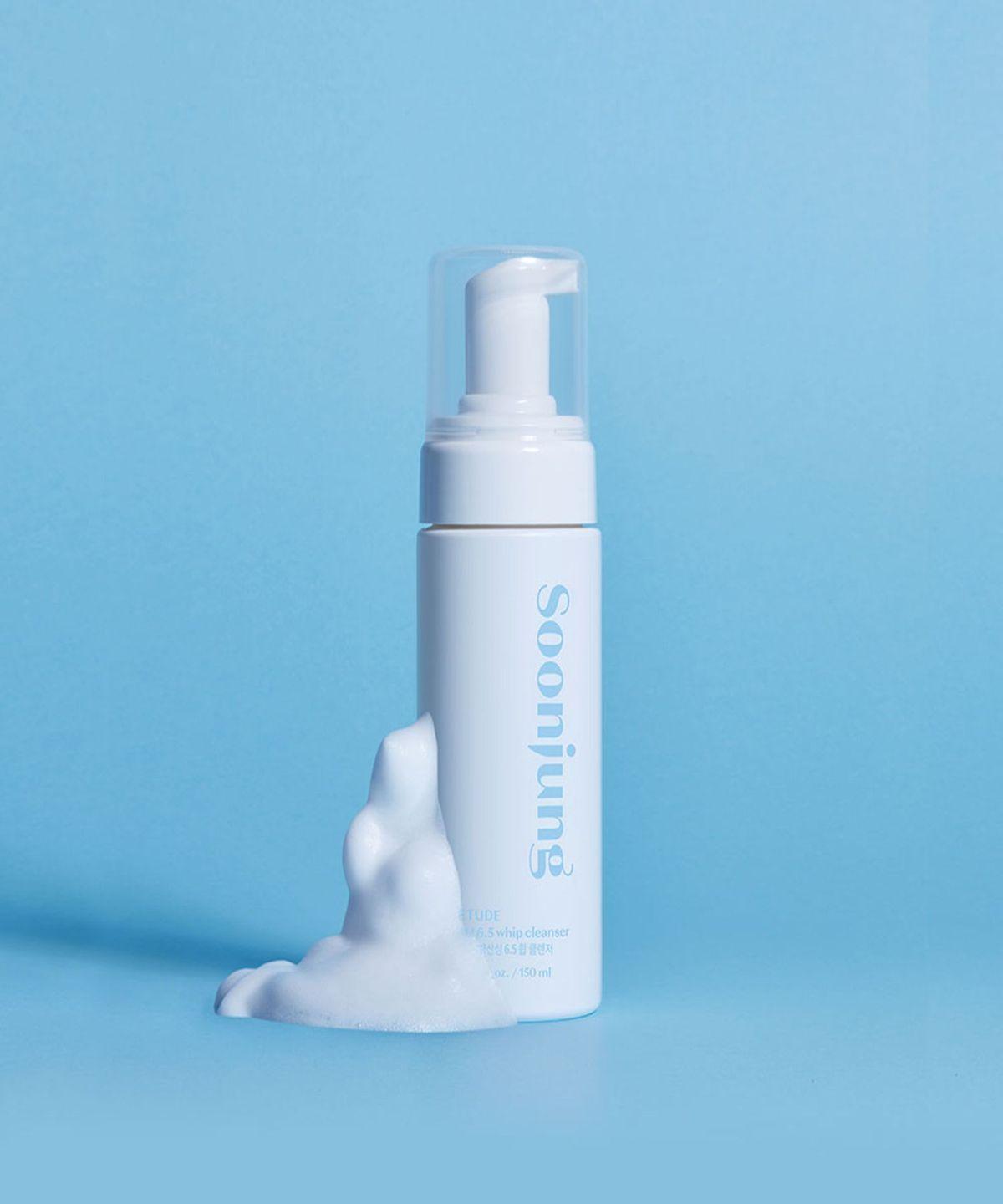 Soonjung Mild Acidic 6.5 Whip Cleanser 250ml