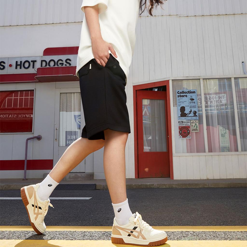 Asics Logo Print Straight Leg Sports Shorts Unisex Shorts Black 2203A262-001