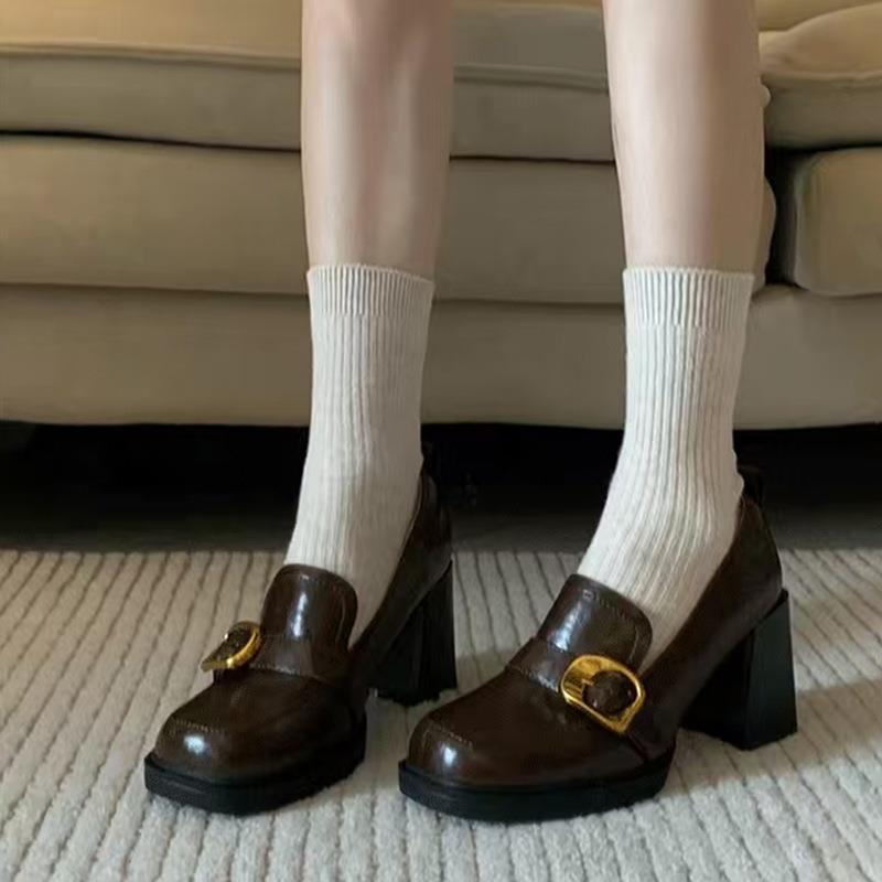 Damenschuhe Frühling und Sommer quadratische Spitze High Heel Loafer Damen Britischer Stil jk Damenschuhe dicker Absatz ein Pedal klein