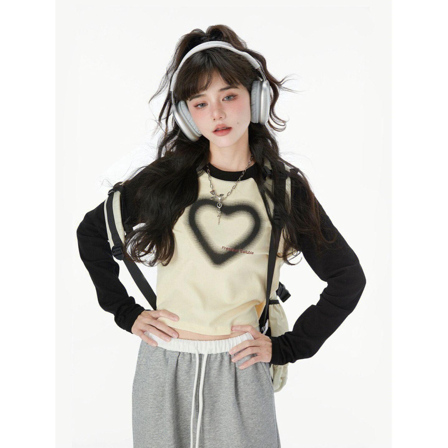 

Милые футболки с сердечками для девочек, футболки Y2K, женские модные футболки, уличная одежда, повседневные повседневные футболки для женщин, футболки с длинными рукавами S