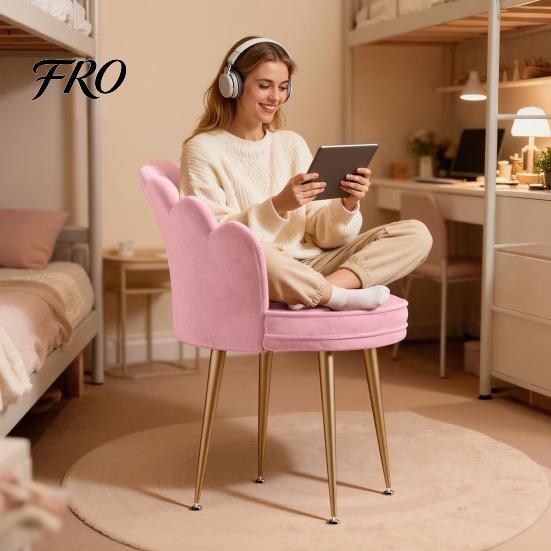 Living Room Accent Chair Velvet with Golden Metal Legs, Shell-shaped Backrest Vanity Armchair Armchair, Upholstered Guest for Home, Office
