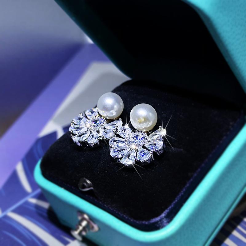Elegant Temperament Pearl Snowflake Earrings Ladies  Sterling copper Fashion copper Jewelry Party Anniversary Jewelry Gift