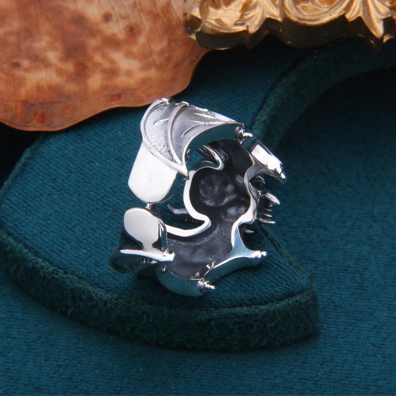 Adjustable Gothic Punk Ring With Skull Bat Motif Vintage Copper Statement Jewelry Men Women