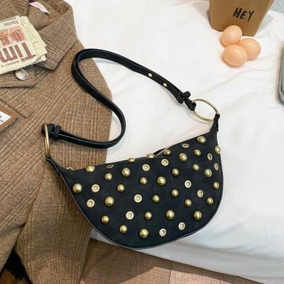 Nieten Halbmond Tasche Damen Metall Dekoration Unterarmtasche