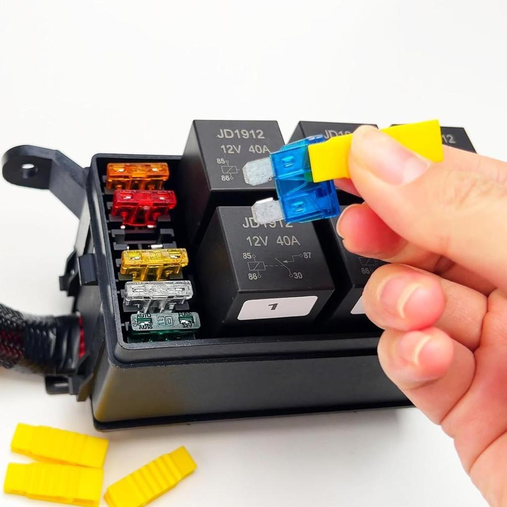 Car Fuse Clips, Set of 5, Car Fuse Extractor, Fuse Replacement/Removal Tool, Insulation Puller with Extractor, Set of 5