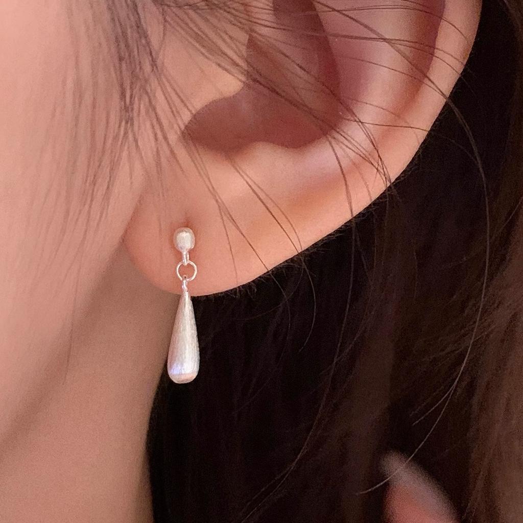Frosted Teardrop Vintage Earrings Women's Cold Light Minimalist Personalized Design Elegant Everyday Ear Jewelry