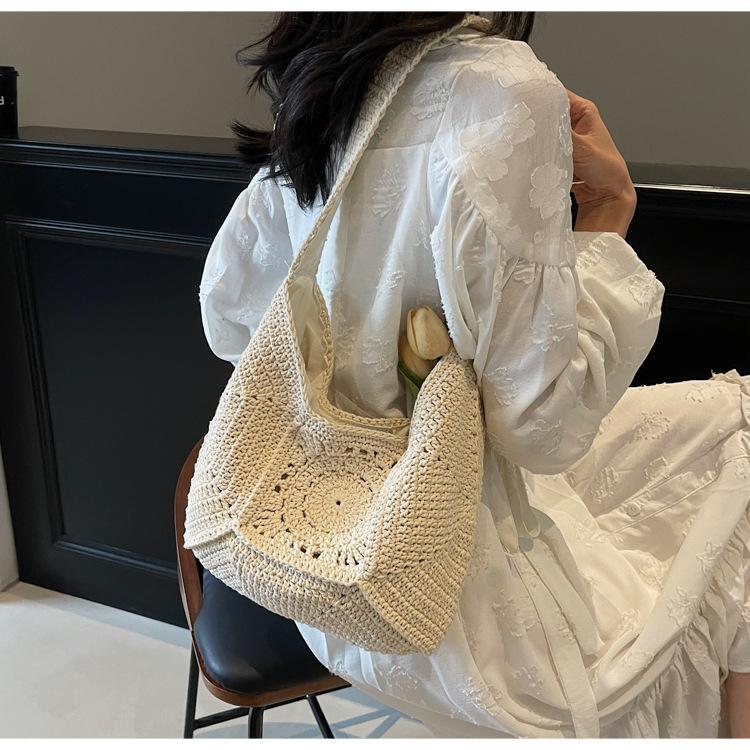 Fashion Woven Bag Women's New Large-capacity Seaside Vacation Beach Bag Woven Straw Tote Bag for Women