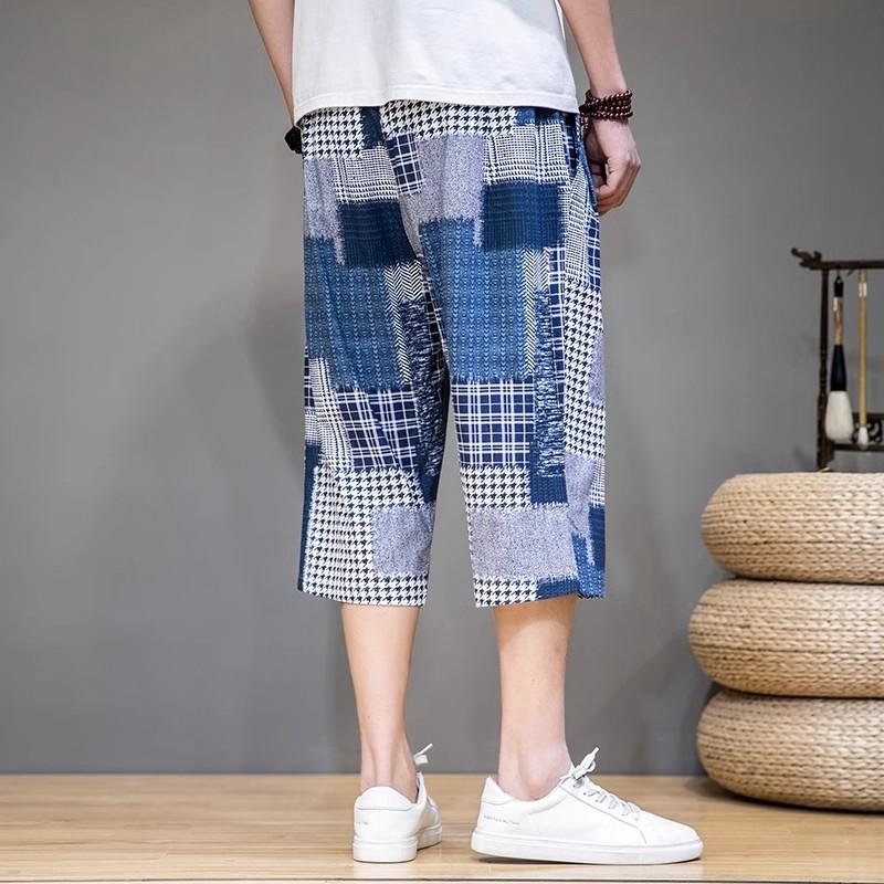 2024 Neue Trendige Chinesischer Stil Sommer Dünne Eisseide Herren Bedruckte Elastische Taille Caprihosen Lässig Vielseitig Bettlerflicken Haremshorts