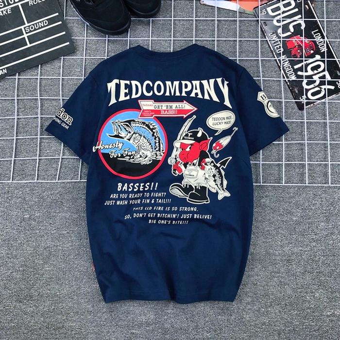 

Японский бренд Tide Счастливый призрак Маленький дьявол Рыбалка Карп Принт Чистый хлопок Большой размер Футболка Мужская Женская Локомотивы 3XL