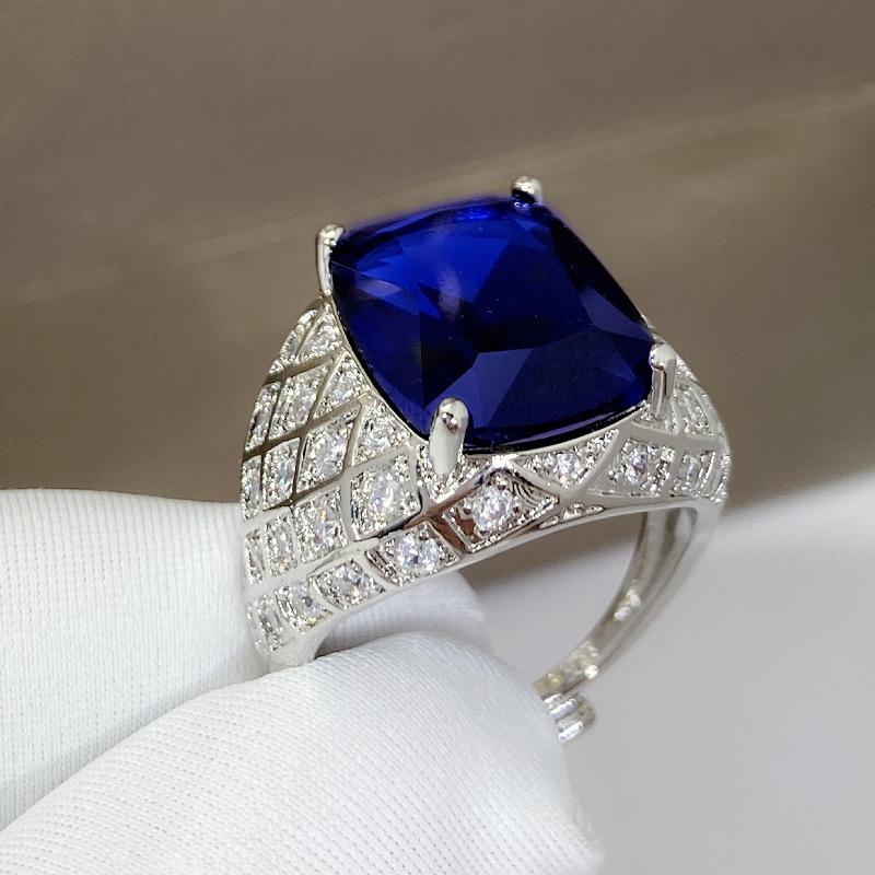 Trendy Man Opens His Mouth with A Fat Rectangular Diamond Sapphire Ring, Colored Diamond Zircon Ring, 2026
