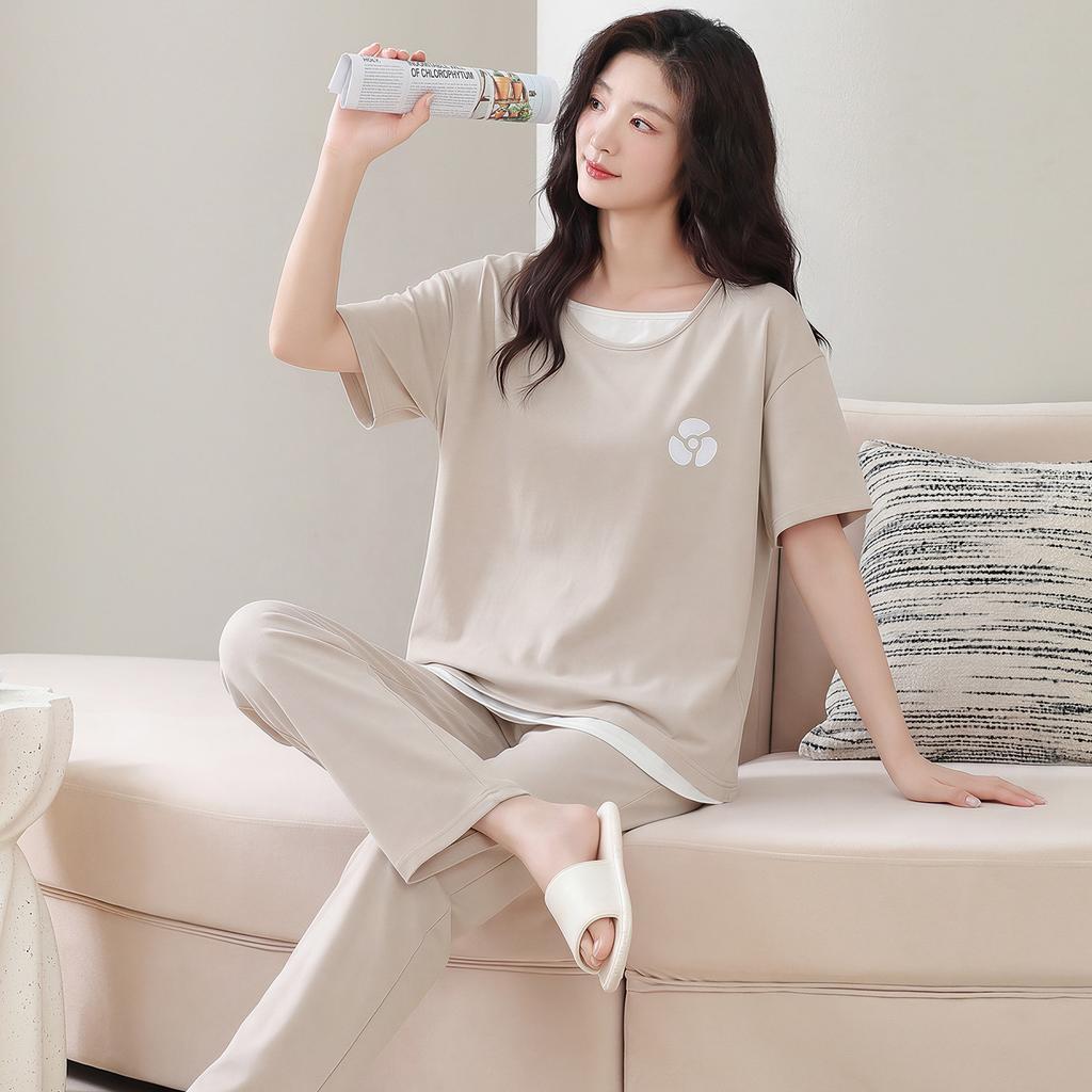 Pajamas women's 1011 new pure cotton summer thin simple short-sleeved cropped pants huge good-looking fake two-piece loungewear set