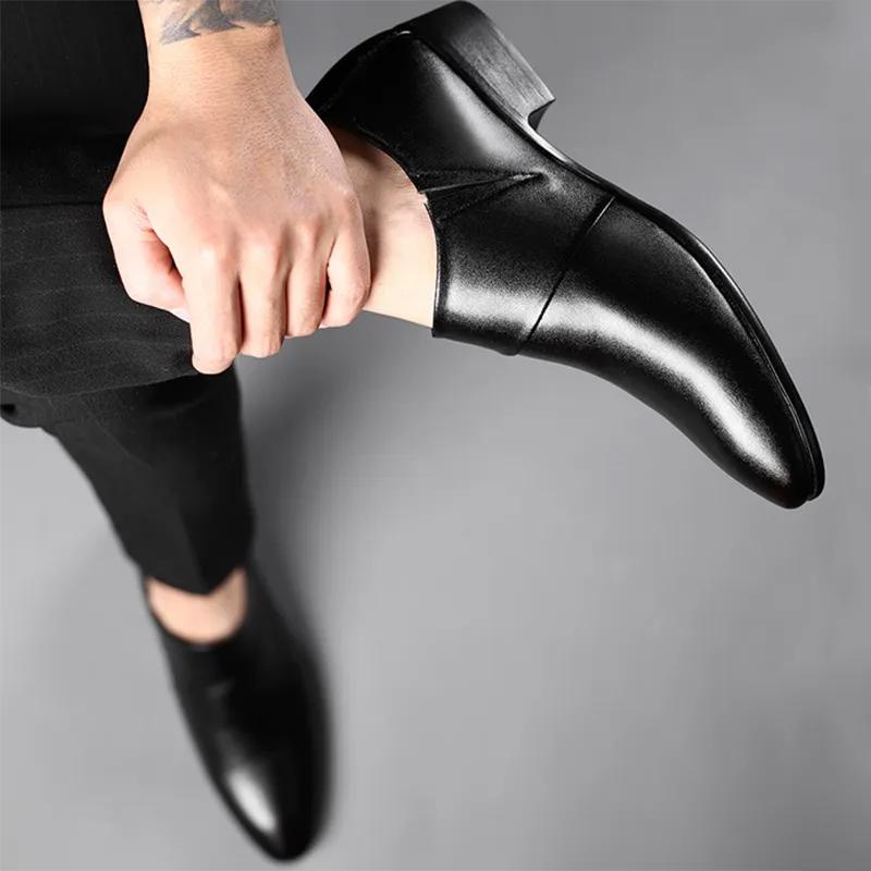 Menn PU-skinnsko Formell kjole Sko for menn Plus Size Fest Bryllup Kontor Arbeidssko Slip on Business Casual Oxfords