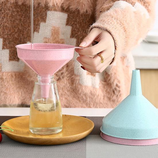 Trychtýř Potravinářský design s dlouhým hrdlem Netěsný Rychloodtokový filtr Plastové Pevné potraviny Kapalina Koření Olej Nálevka Kuchyňské zásoby