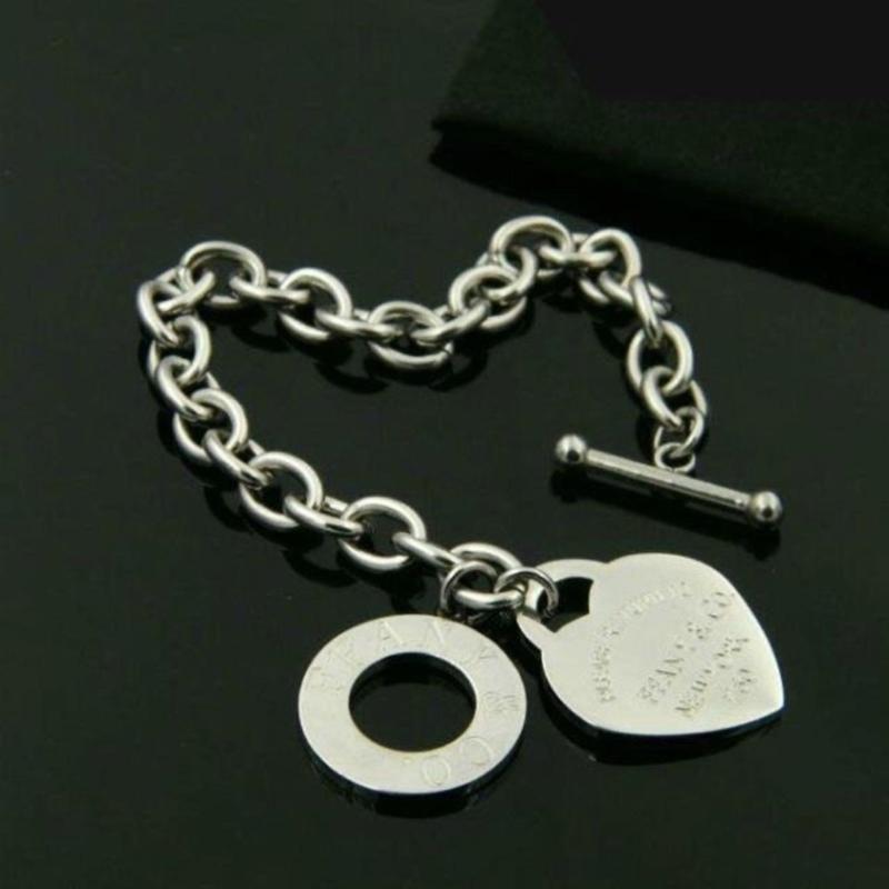 Stylish Heart Shaped Stainless Steel Bracelet for Women Long Time Wearing Jewelry With Adjustable Clasp