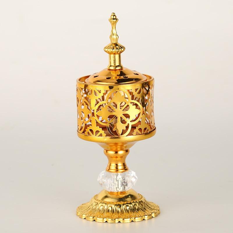 Exquisite Arabic Style Hollow Tower Incense Burner  Crafted From Golden Metal for Bakhoor Ideal for Home and Hotel Ornament