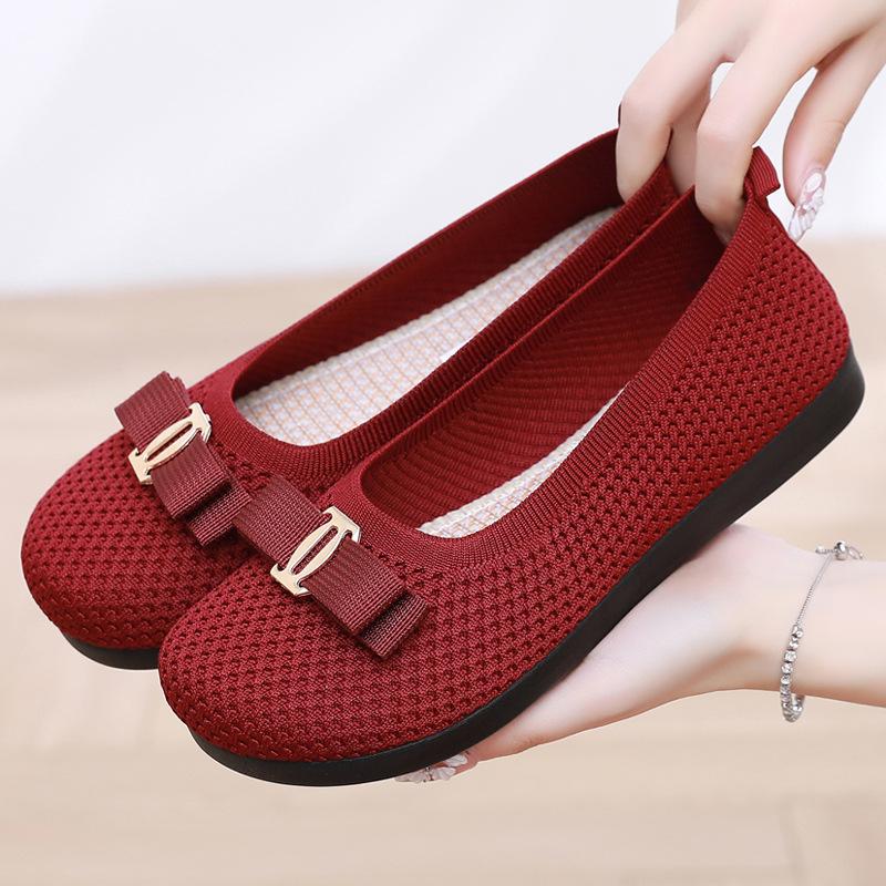 

****** and summer new old ******* cloth shoes women s work shoes s**t-soled fly-woven mesh breathable one-pedal women s shoes Doudou shoes 40 червоний