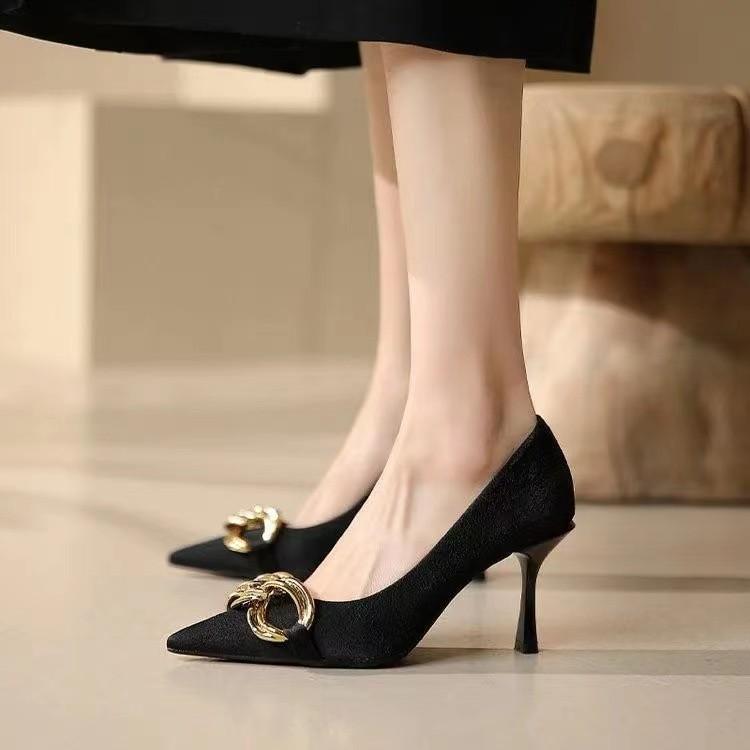 French nude high heels women's new pointed thin heels design sense niche temperament socialite small fragrant single shoes