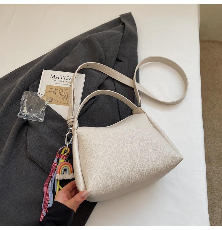 Popular Portable Pillow Bag Women 2025 New Simple Atmosphere Casual Shoulder Bag Fashion Messenger Bag