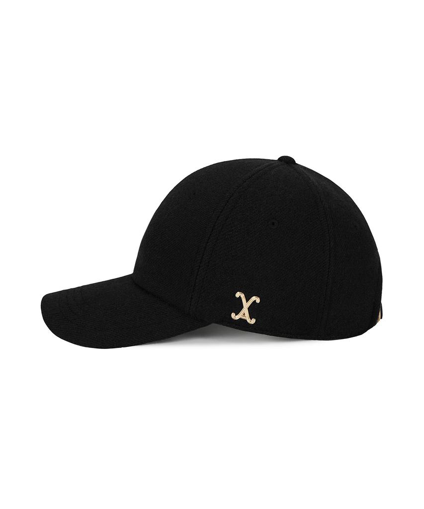 Bajal Va Curved Studded Link Wool Ball Cap Black