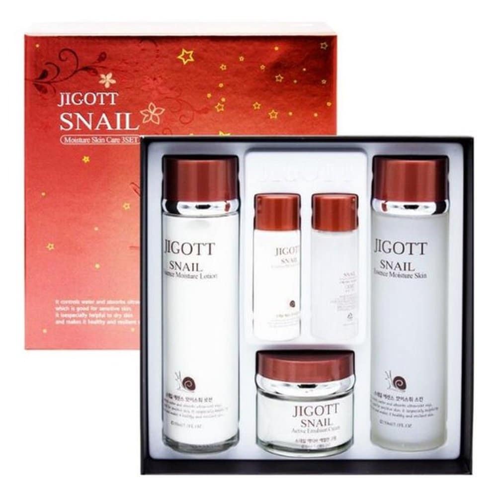 

Dry winter moisturizing women s basic cosmetics set
