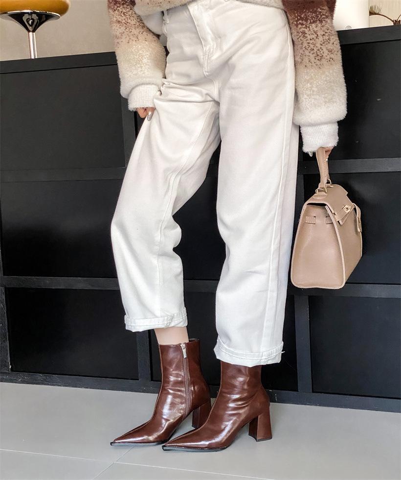 European and American celebrities style pointed head thick heel temperament cowhide French short boots 2025 winter new one-pedal outdoor boots women