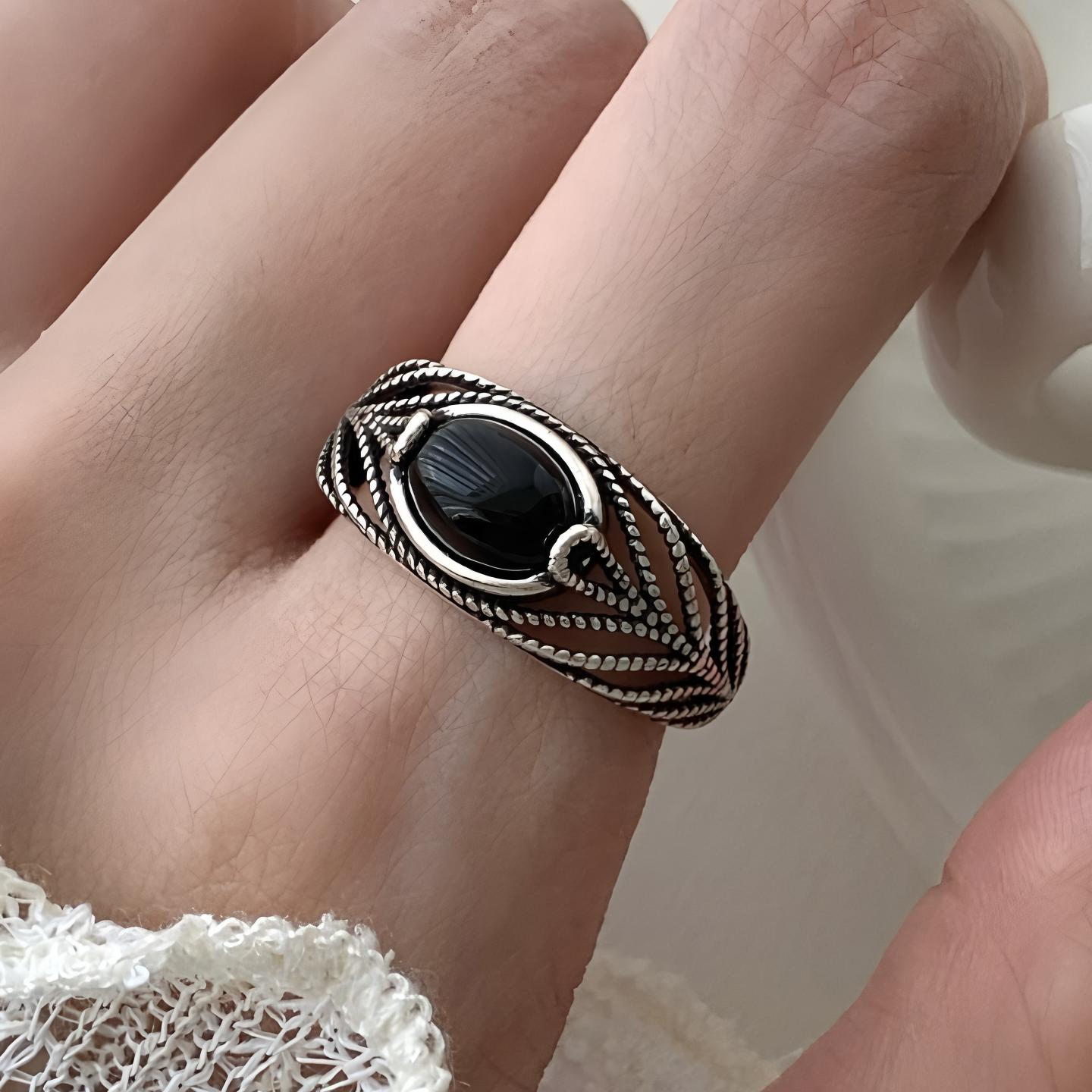 Ventfille   Kupfer Schwarzachat Ring Für Damen Ausgeschnitten Vintage Ästhetik Eleganter Modeschmuck Geschenk Dropshipping beige