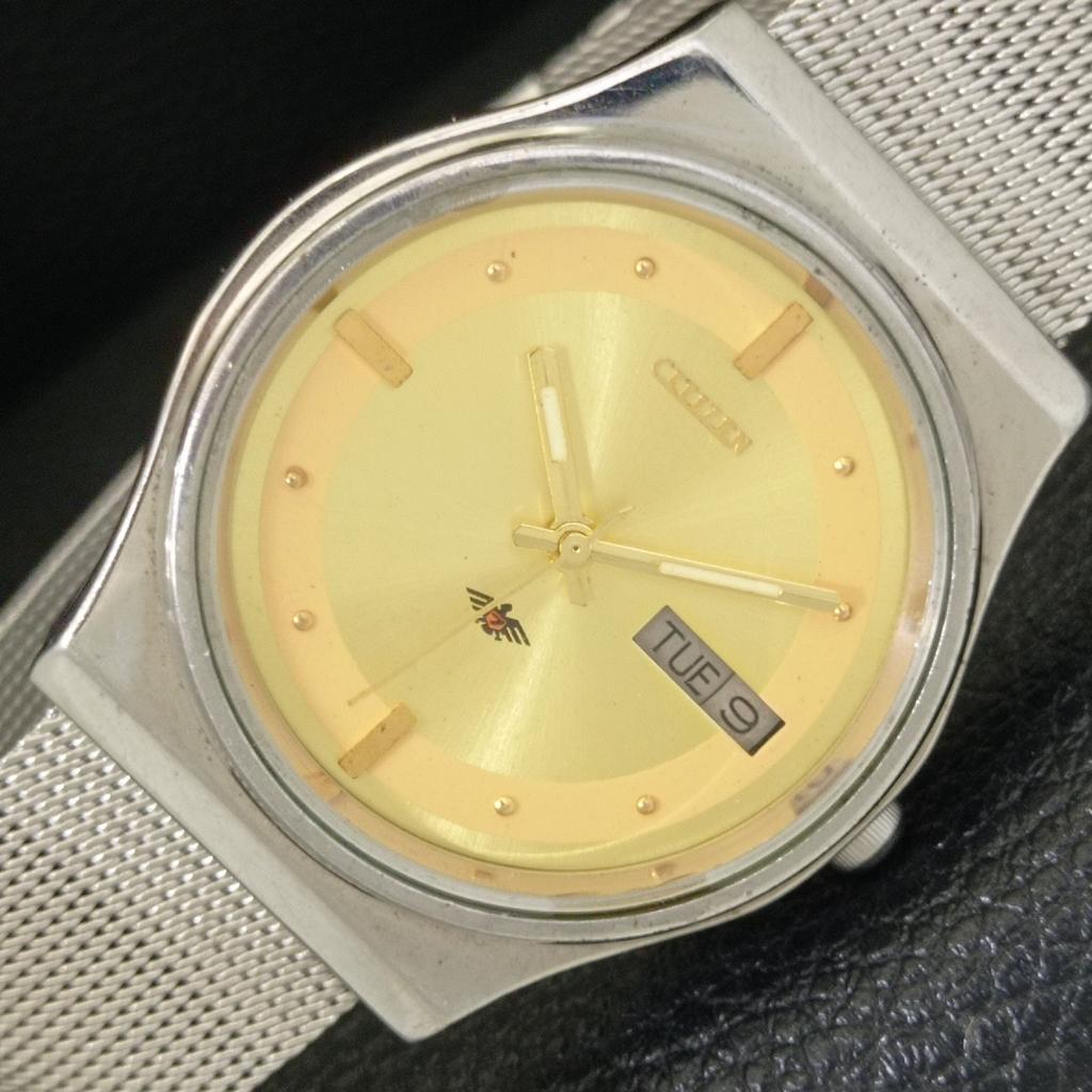 CITIZEN AUTOMATIC 8200 JAPAN MENS VINTAGE GOLDEN COLOR DIAL WATCH a702755-1 R210-a702755