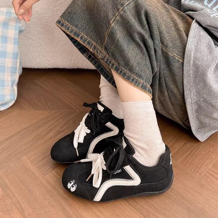 Niche Retro Red Thin-soled Apple Shoes Women's Pair of Shoelaces Versatile Sports and Leisure Flat-soled Couple's German Training Shoes