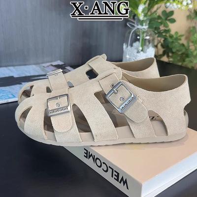 Rindsleder Weichsohlen-Taschenkopf-Sandalen Damen Sommer neue gewebte Schweinekäfigschuhe Lochschuhe